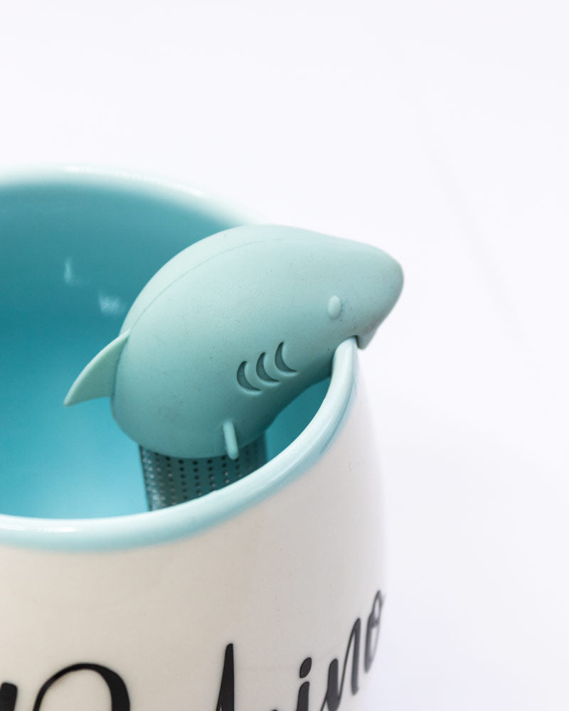 Infusor tiburón azul