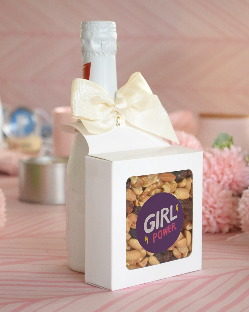 Botella + frutos secos