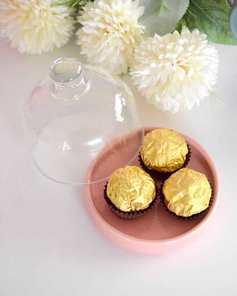 Mantequillero con ferreros