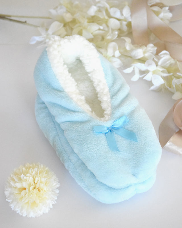Pantufla celeste fuerte